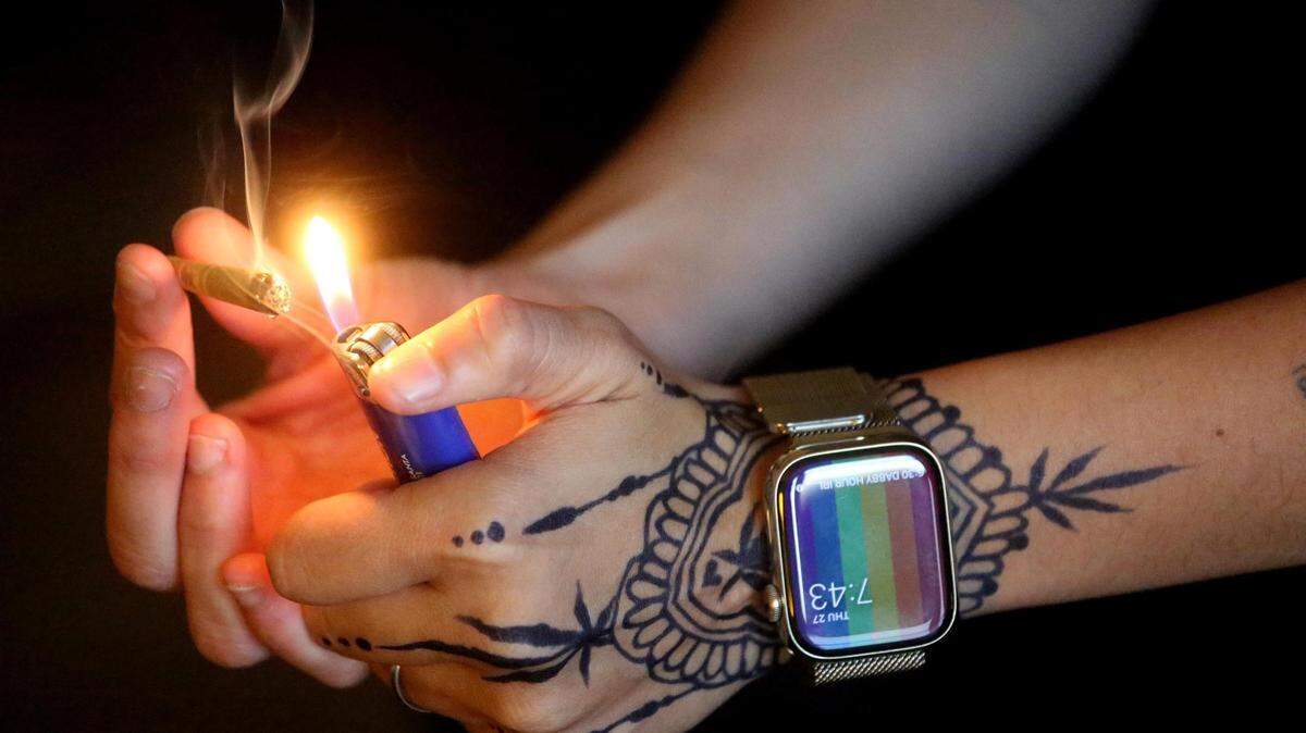 Members of a Sacramento City Council committee have endorsed consumption lounges, where patrons can use pot on site.