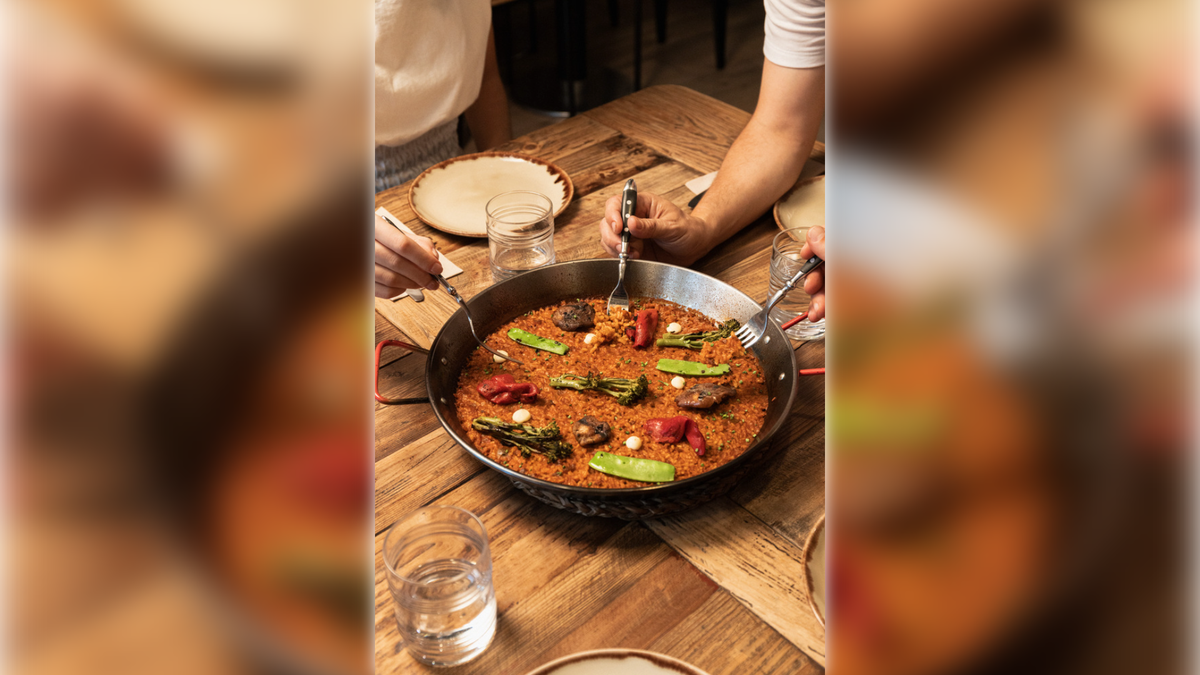 Telefèric Barcelona’s menu includes a range of tapas and paellas, including a vegetarian option with shiitake mushrooms, broccolini and truffle aioli. The Spanish chain’s Roseville location at 1190 Roseville Parkway will open Thursday, Oct. 18, 2025.