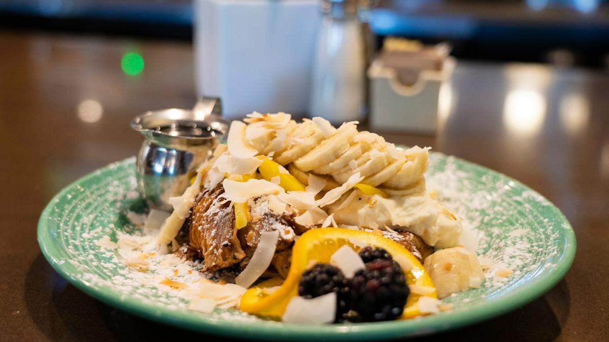 You have already proposed Roseville’s Four Sisters Cafe – known for its mango-stuffed French toast – as one of the hidden gems in the Sacamento region.