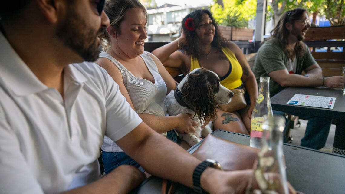Why do Sacramento bars close so early? CA bill could change antiquated law | Opinion