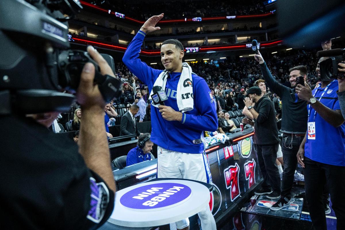 Sacramento Kings forward Keegan Murray (13) prepares to light the beam after the Kings 110-101 victory against the Chicago Bulls on Sunday during an NBA basketball game at Golden 1 Center in Sacramento.