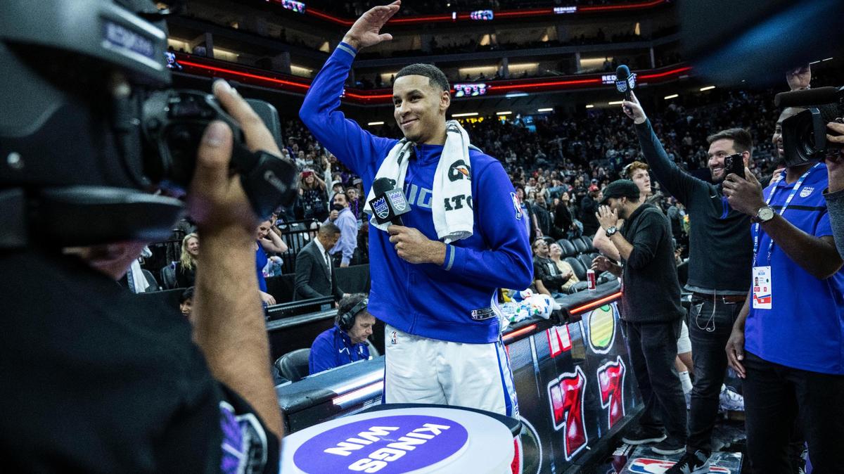 Sacramento Kings forward Keegan Murray (13) prepares to light the beam after the Kings 110-101 victory against the Chicago Bulls on Sunday during an NBA basketball game at Golden 1 Center in Sacramento.