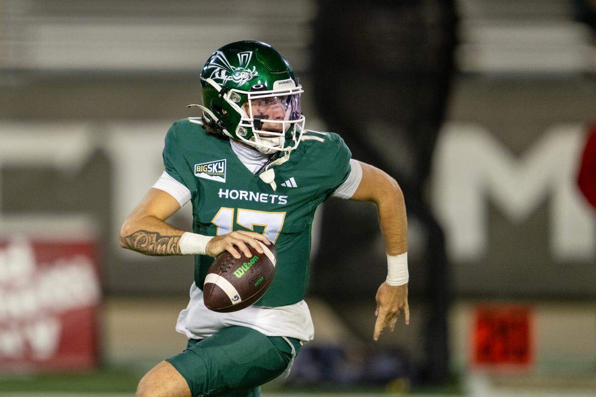 Sacramento State Hornets quarterback Carson Conklin rolls right as he looks for an open receiver in the second half against the Nicholls State Colonels on Saturday, Sept. 14, 2024, at Sacramento State.