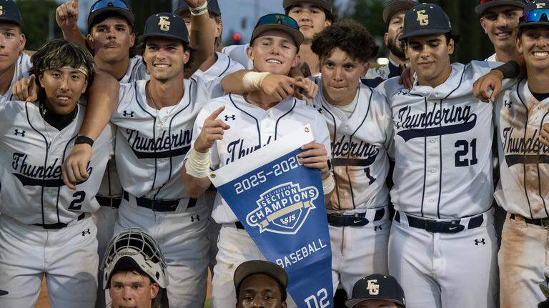 Photos: Elk Grove outlast Rodriguez to win D ll baseball title