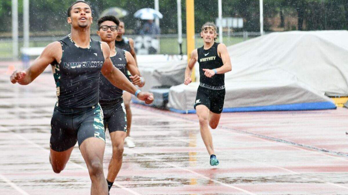 Zach Larrier came into Saturday’s meet as the state leader in the 400, and he bounds into the season’s final weekend as and the region’s lone state leader.