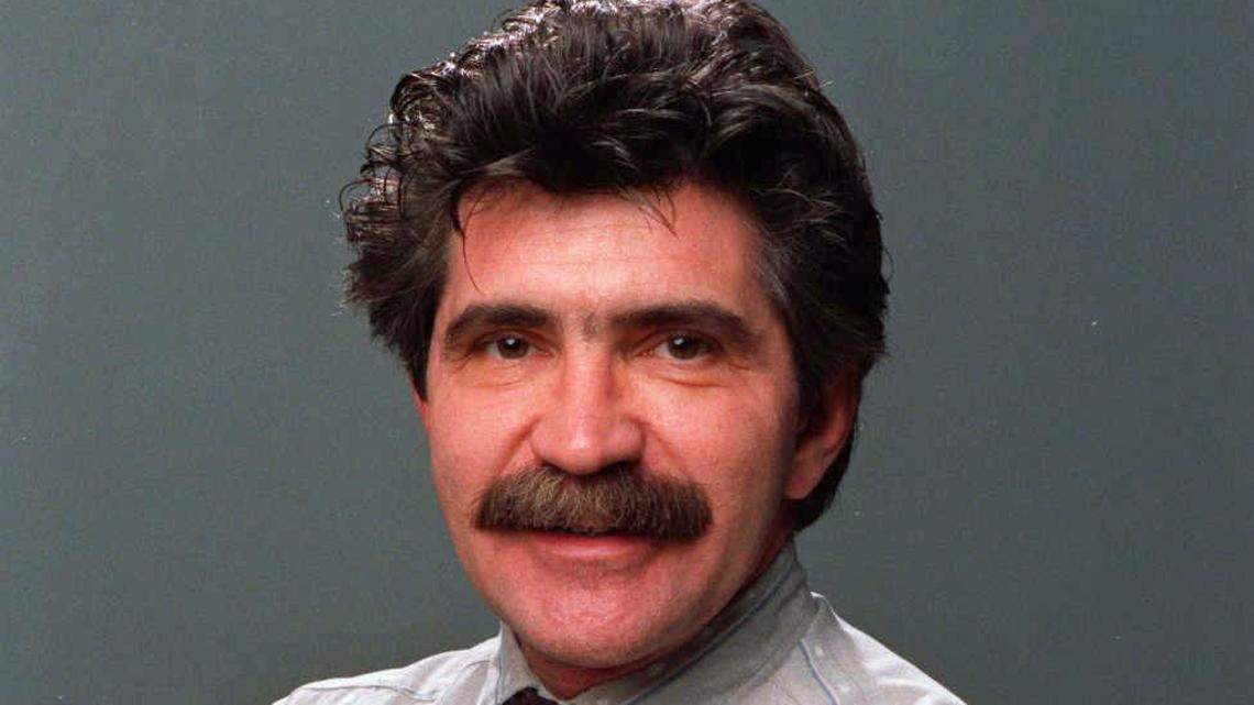 Joe Baltake, former Bee movie critic who reviewed more than 10,000 films, dies