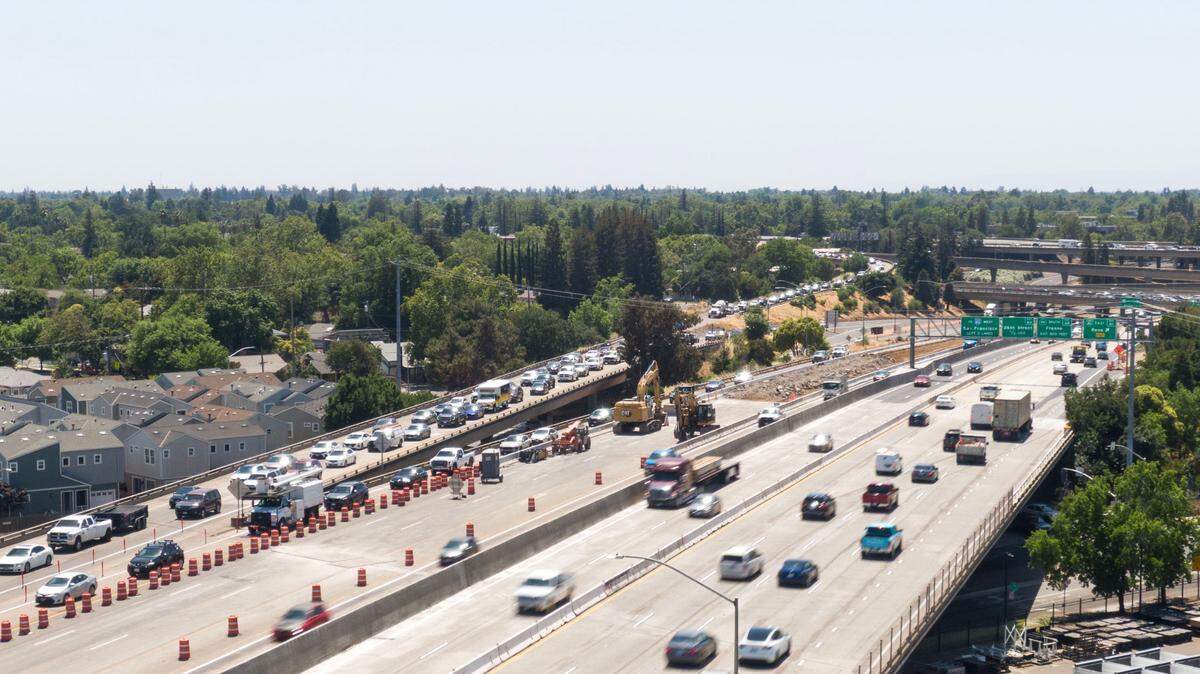 Traffic crawls on an eastbound ramp to Highway 50 in East Sacramento on Tuesday, June 3, 2025.