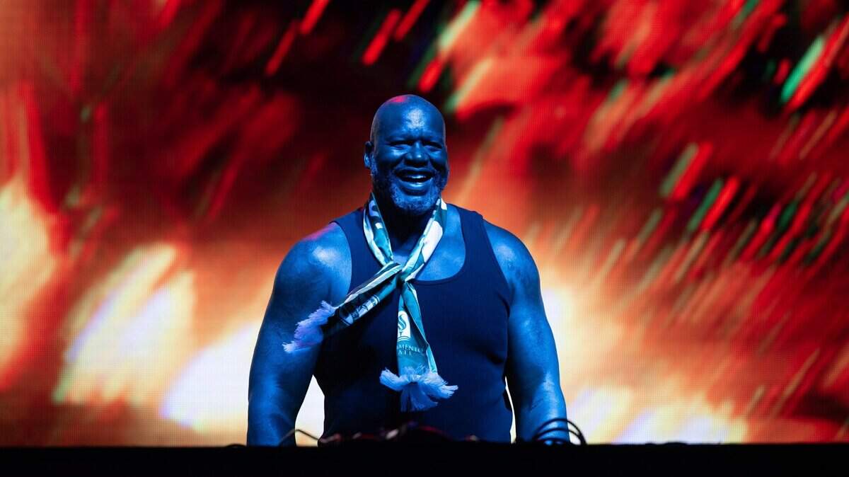 Shaquille O’Neal, aka DJ Diesel, performs at Heart Health Park in Sacramento on Friday as he wears a scarf with Sacramento State and Republic FC logos.