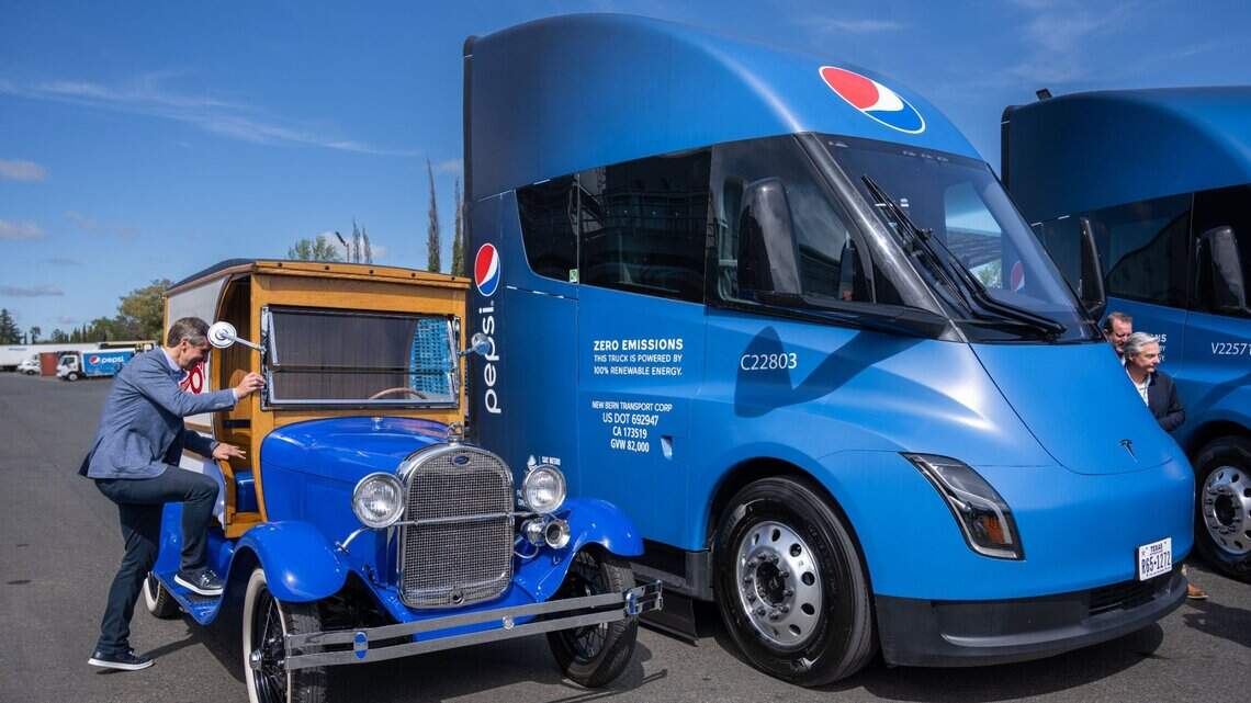 Twenty-one electric Tesla Semi trucks to be used by PepsiCo at Sacramento bottling plant