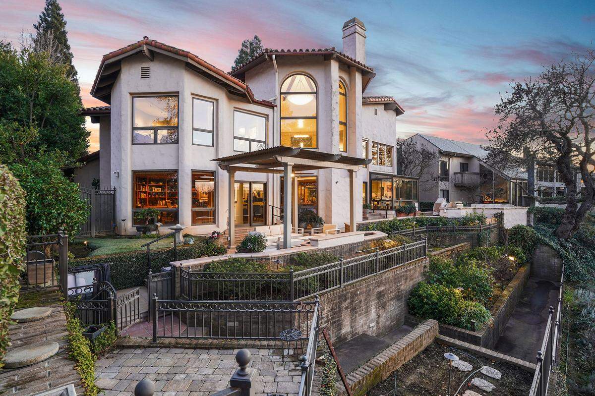 The home sits on nearly a half-acre with three bedrooms and three-plus bathrooms. The asking price is $2.7 million.