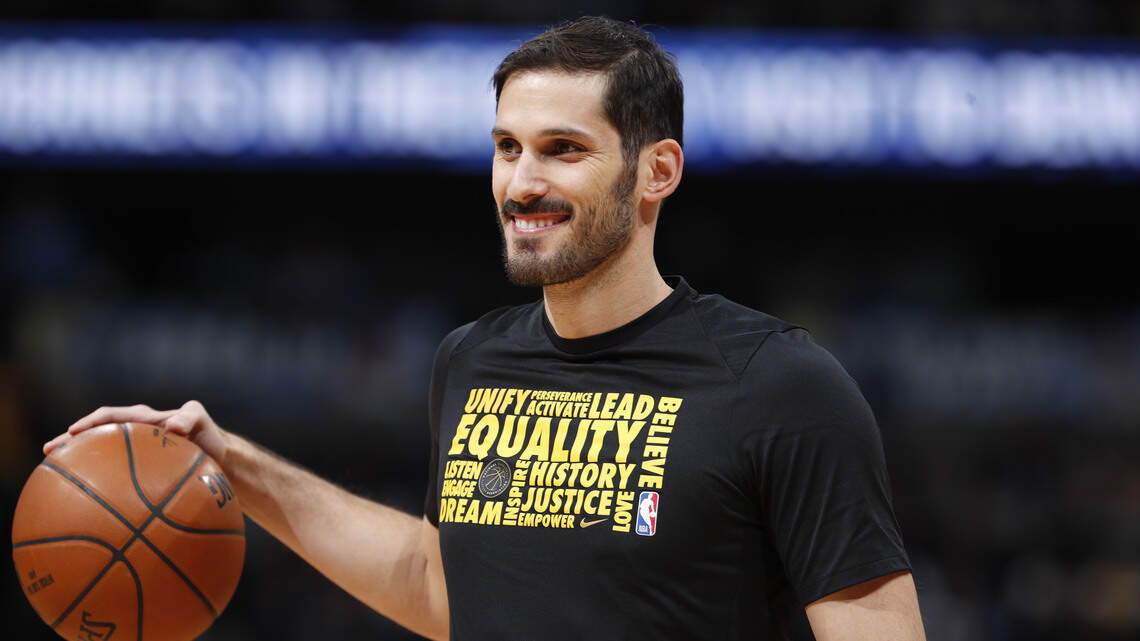 ‘I love you guys. I understand’: Why Omri Casspi must wait for first playoff action