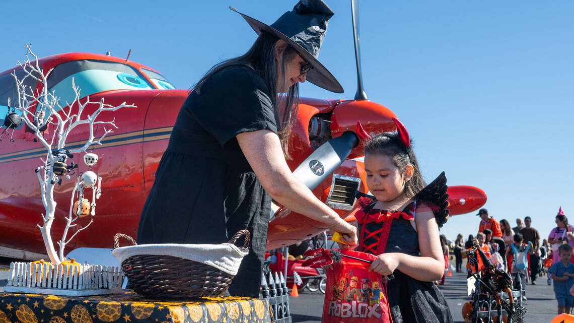 First Halloween fly-in draws a stratospheric crowd at Sacramento Executive Airport