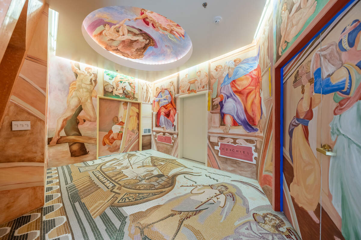 The artist-owner produced a replica fresco of artwork from the Sistine Chapel in the home.