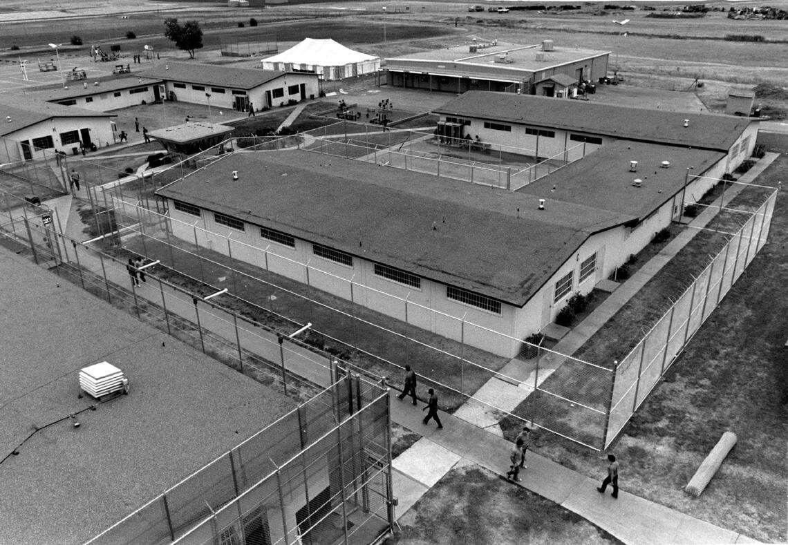 A view from the tower at the Rio Cosumnes Correctional Center shows the facility’s newly converted secure area, designed to support the transfer of prisoners from the overcrowded downtown jail before the new jail opens, on July 25, 1988.