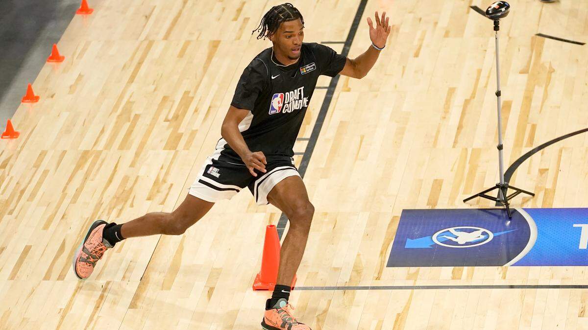 Standford’s Ziaire Williams participates in the NBA Draft Combine at the Wintrust Arena Wednesday, June 23, 2021, in Chicago. (AP Photo/Charles Rex Arbogast)