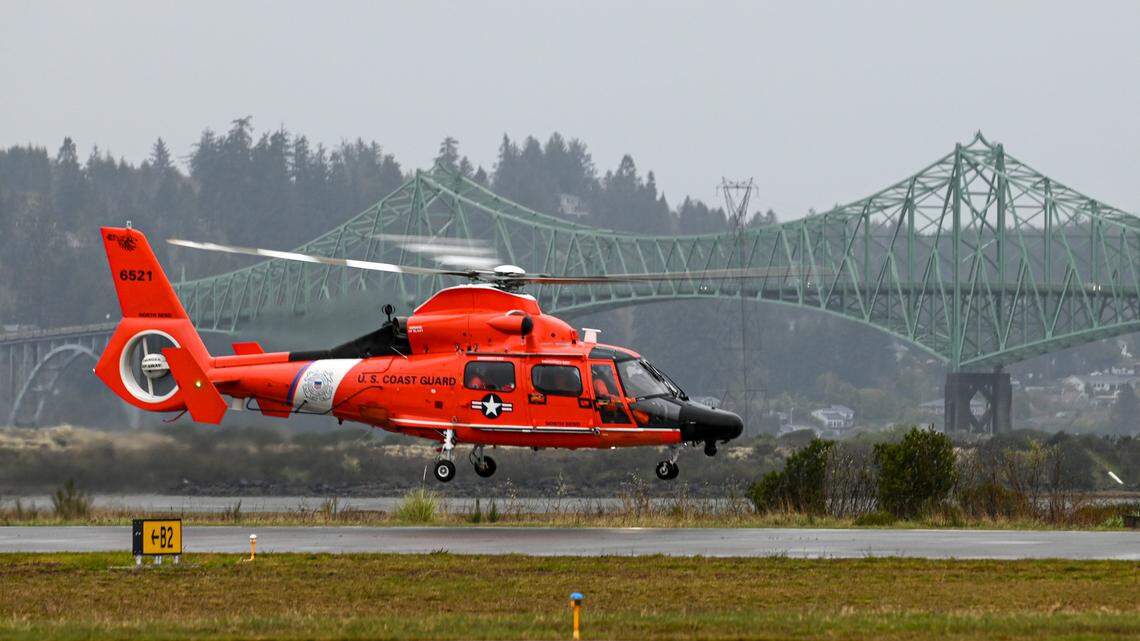 Boaters were stranded for eight hours on the hull of their capsized fishing boat off the coast of Oregon.