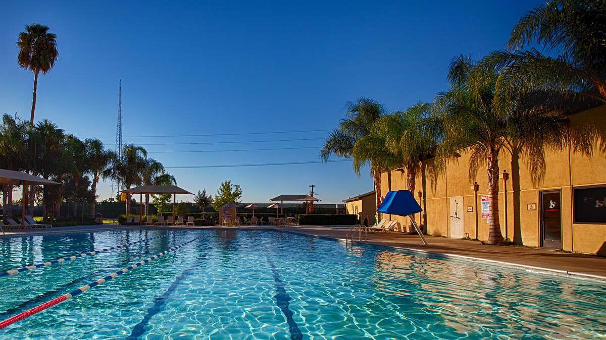 An empty pool at an In-Shape Health Clubs location. California Family Fitness and In-Shape Health Clubs will rebrand under the new name In-Shape Family Fitness. Here’s what it means for gym members. 