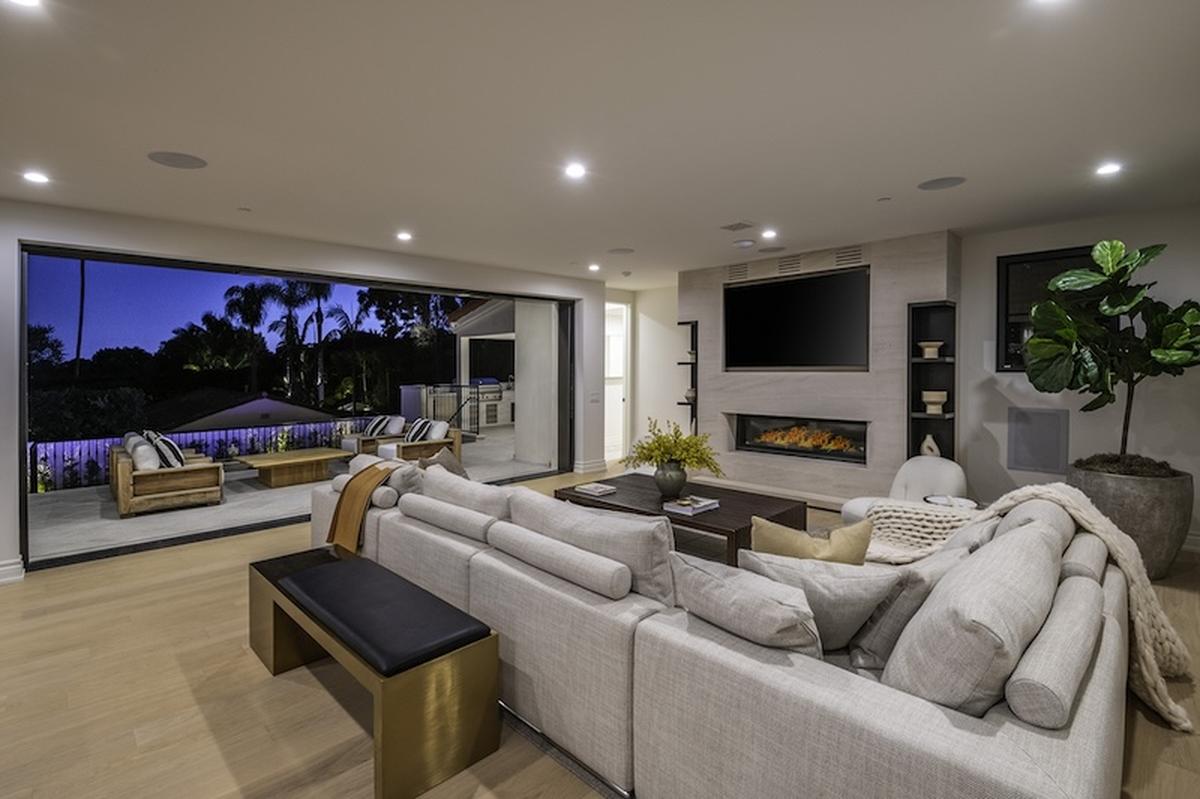 Living room.
