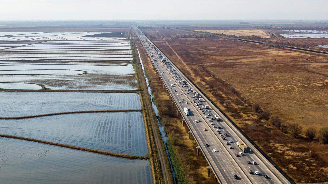 Making Memorial Day travel plans? See the worst times to drive in California