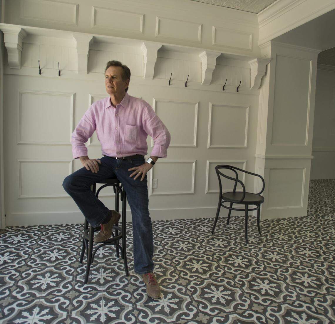 Restaurateur Randy Paragary finally takes the wrapping off his namesake restaurant after more than a year of redesigning and significant remodeling in 2015.