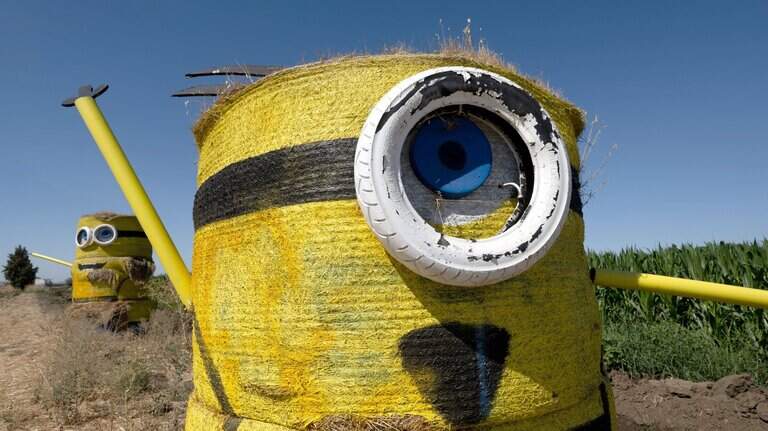 Minions made of hay delight millions driving on California’s I-80. Meet man who made them