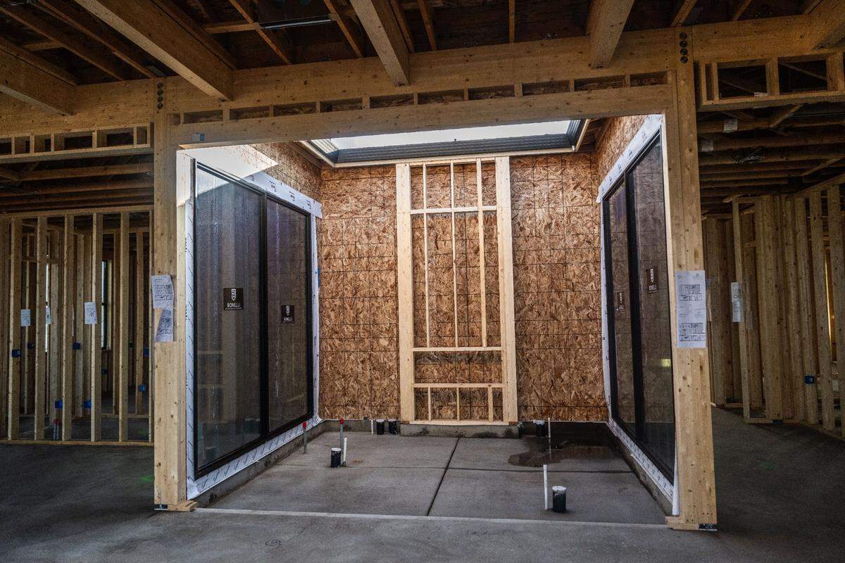 An atrium is framed in center of a model homes in the Shawood development in Folsom.