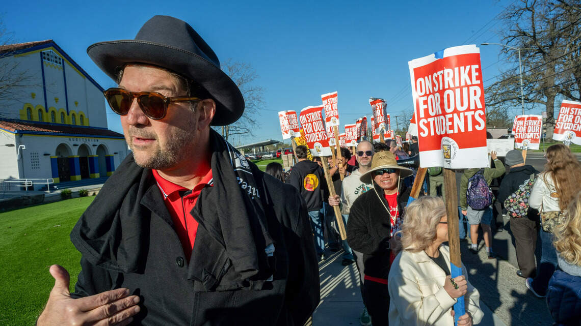 California teachers union to sue state over $3.9 billion in delayed Prop. 98 funds