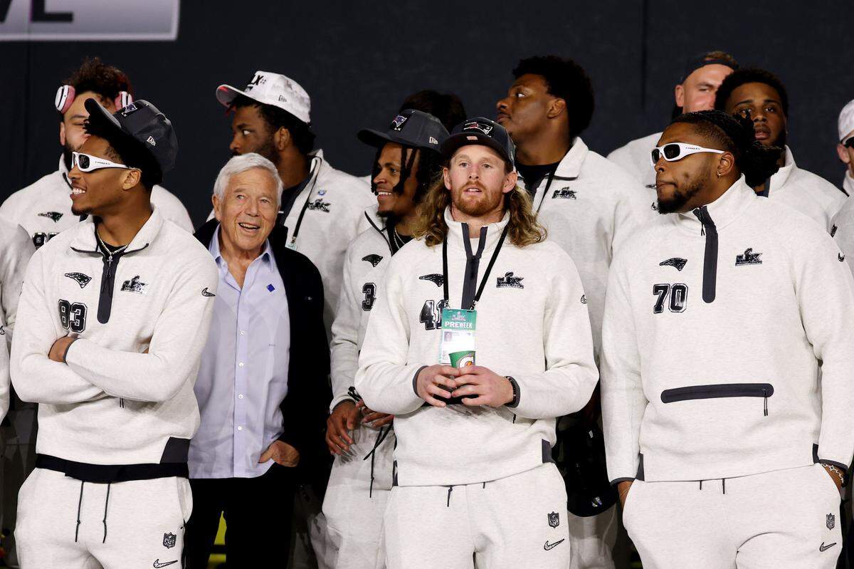 SAN JOSE, CALIFORNIA - FEBRUARY 02: New England Patriots owner Robert Kraft looks on during Super Bowl LX Opening Night at San Jose McEnery Convention Center on February 02, 2026 in San Jose, California. (Photo by Chris Graythen/Getty Images)