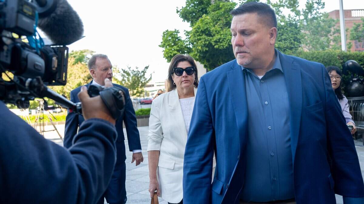 Legislature approves anti-corruption crackdown on California lobbyists