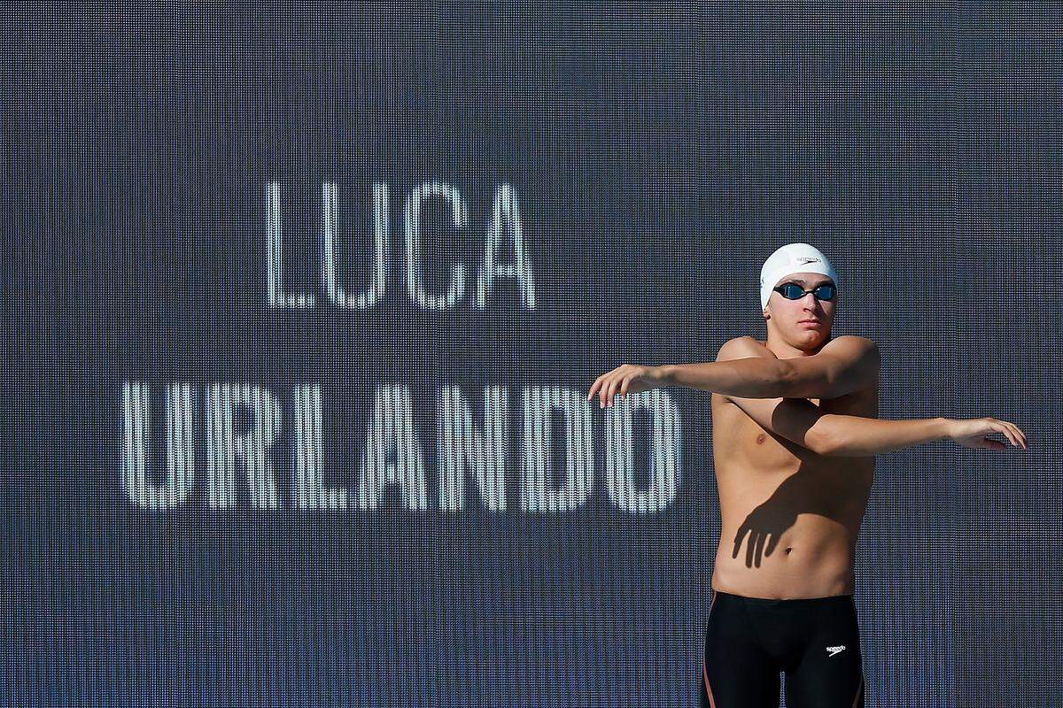 STANFORD, CALIFORNIA - JULY 31: Luca Urlando warms up before the Men's 200m Butterfly final during day 1 of the Phillips 66 National Championships on July 31, 2019 in Stanford, California. (Photo by Lachlan Cunningham/Getty Images)