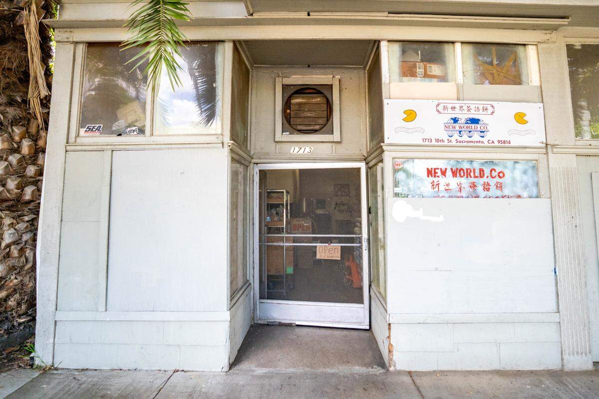 New World Co. is located on 1713 10th St. in downtown Sacramento. They are open for business on Tuesday, April 23, 2024.