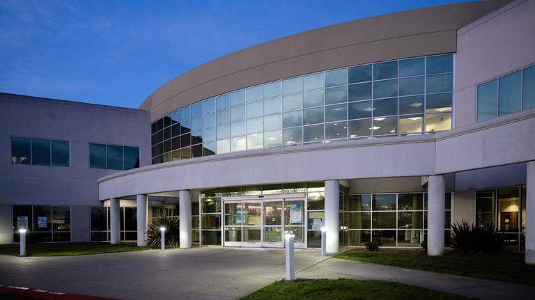Sacramento City Unified may lay off 600 employees amid impending insolvency