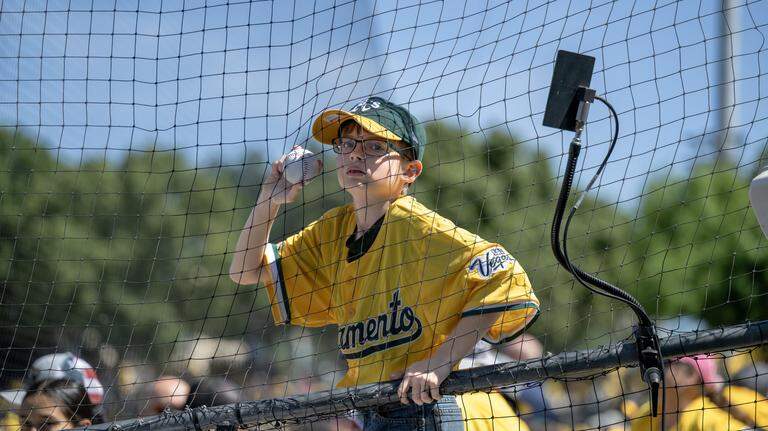 Photos: A’s acknowledge Sacramento on home jerseys for the first time