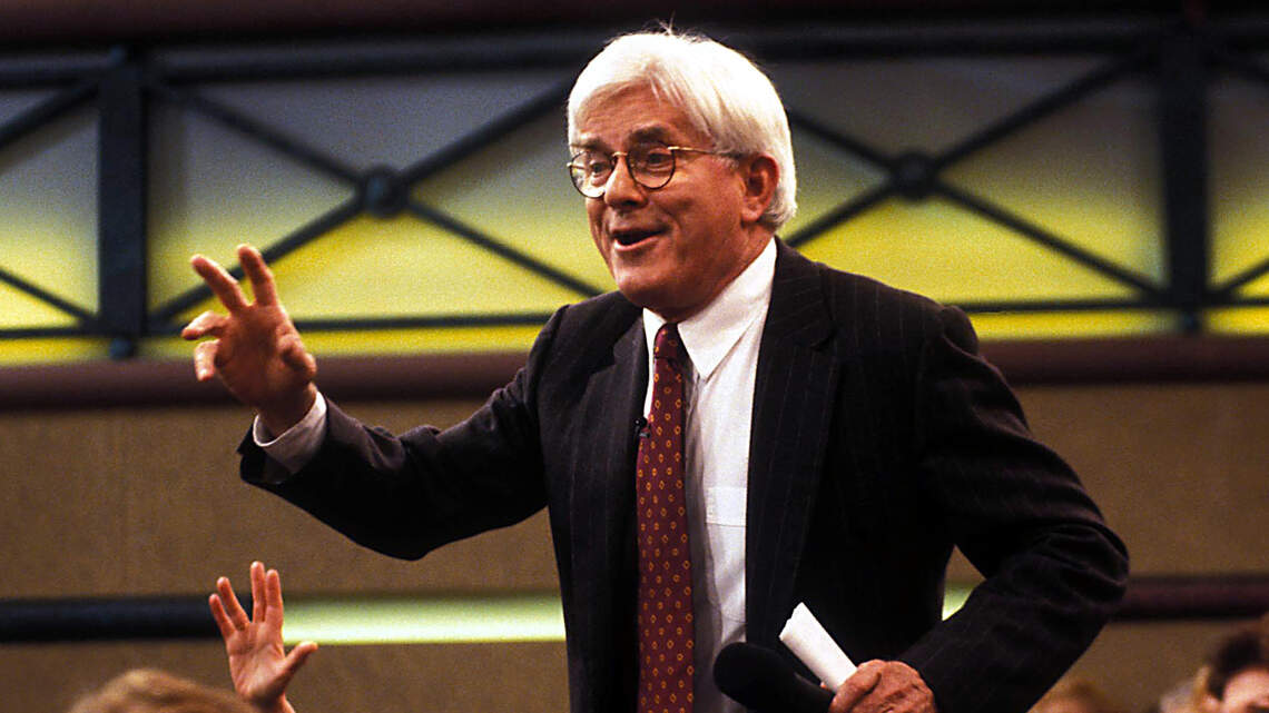 Remembering Phil Donahue: See photos from talk show legend’s shows in Sacramento