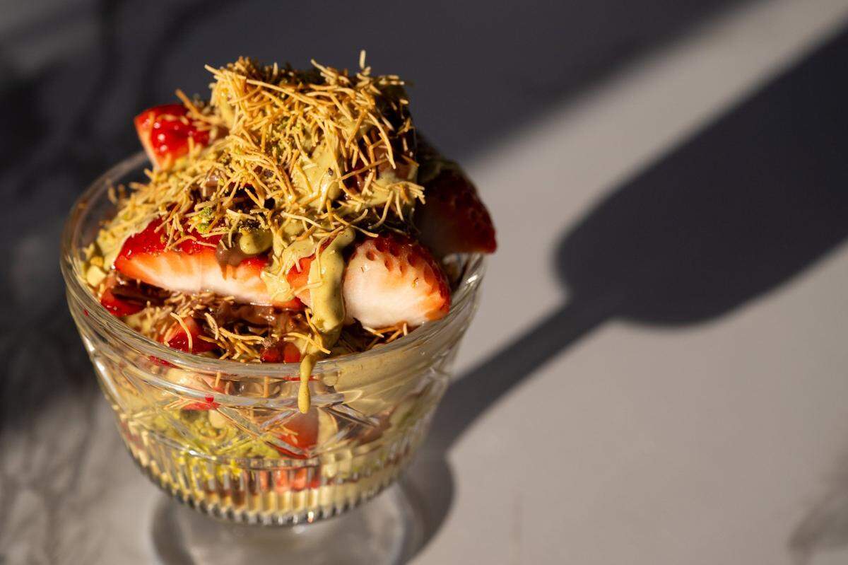 Dubai chocolate with strawberries served at Nour’s Cafe on Thursday, Feb. 20, 2025, in Carmichael.
