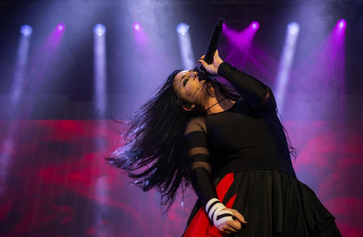 Evanescence’s Amy Lee sings on the Jack Daniel’s Stage on the first of four days at the Aftershock rock festival Thursday.