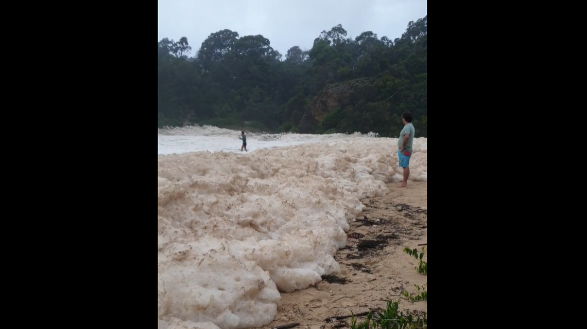 A storm off southeastern Australia generated mounds of foam on beaches. The phenomenon was connected to a storm front that created strong, powerful surf.