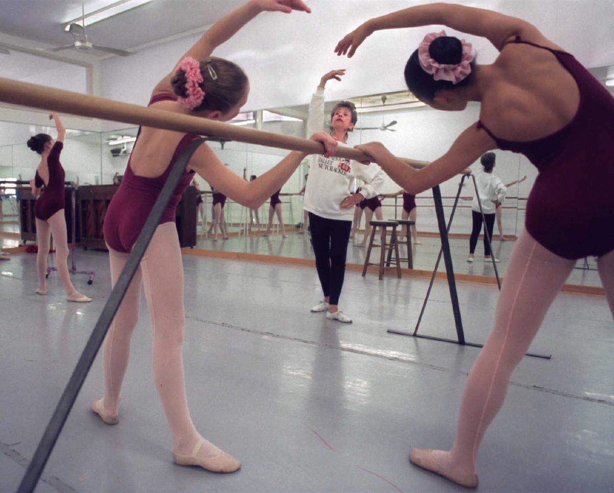 Barbara Crockett teaches dance classes at her daughter’s studio, Deane Dance Center, in 1995.