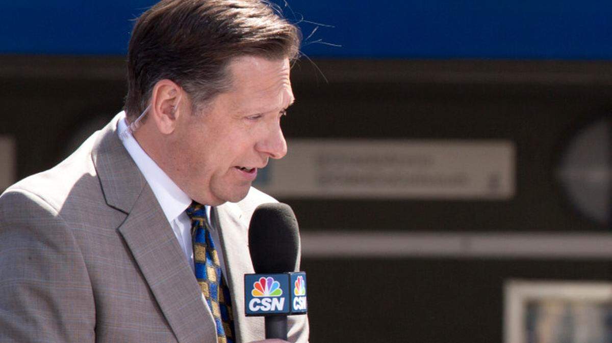 Greg Papa provides commentary on television before Game 5 of the NBA Finals at Oracle Arena in Oakland in June 2015. Papa, who calls 49ers play-by-play on KNBR, announced Friday he was diagnosed with cancer and will step away from broadcasting.