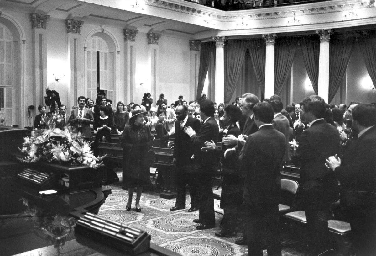 Queen Elizabeth meets Speaker Willie Brown in the California state Assembly on March 4, 1983.