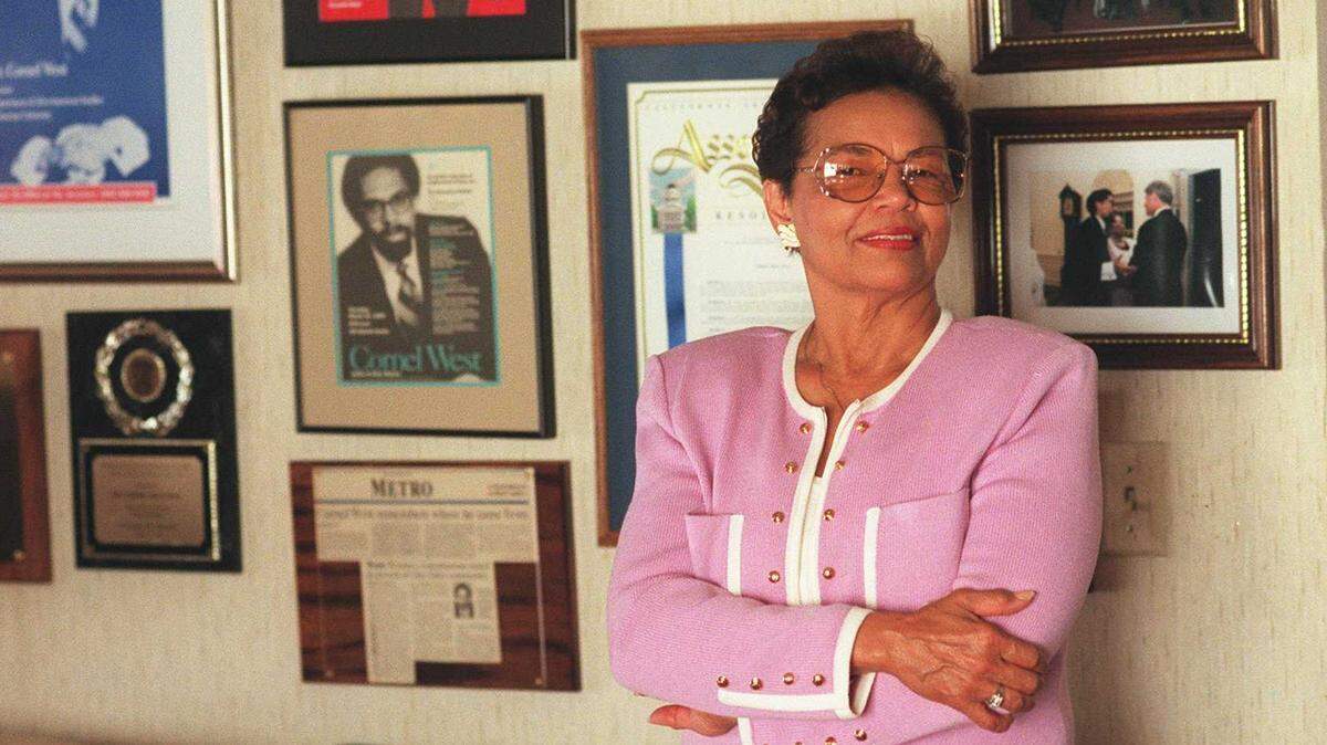 Irene B. West in her family room in her South Land Park home in front of the many treasured awards and plaques from her and her family in 1999. West, Elk Grove’s first Black teacher, who went on to a nearly 30-year education career, died at the age of 88.