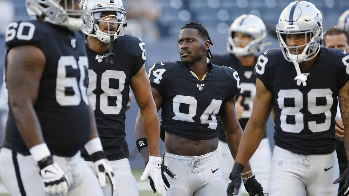 Commentary: Raiders are built for losing their way to Las Vegas