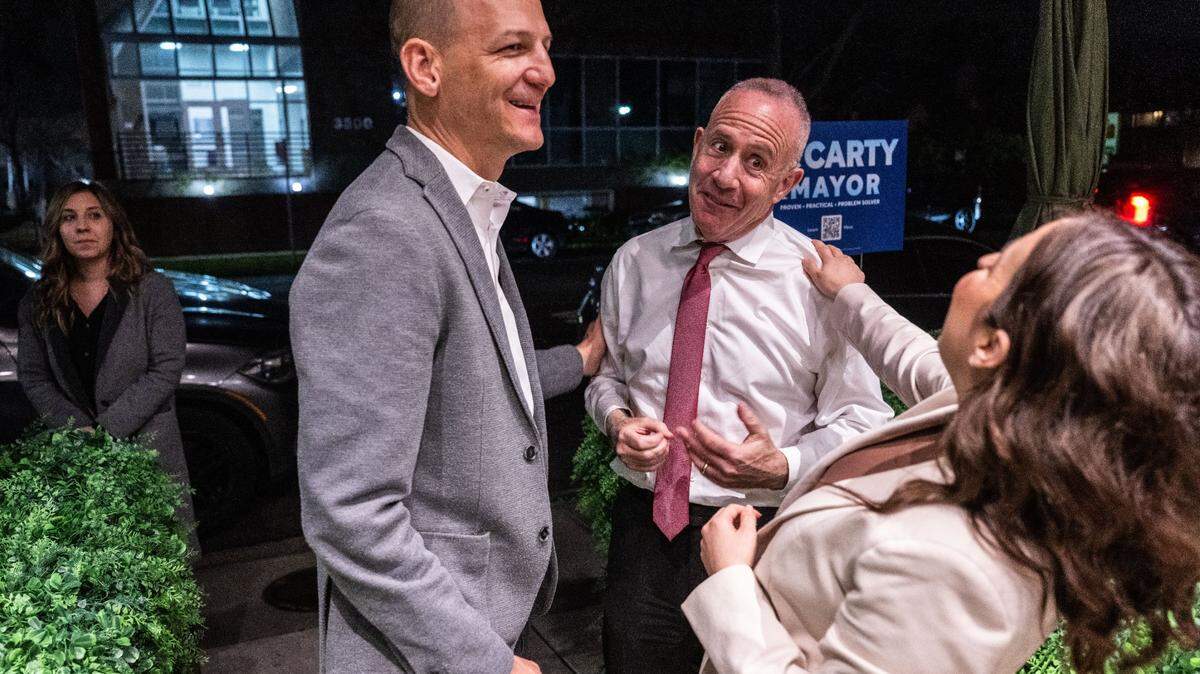 Sacramento Mayor Darrell Steinberg supports a mayoral candidate but hasn’t endorsed them. Why?