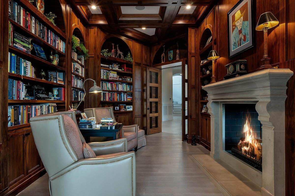 Beyond five luxurious bedrooms and spa-inspired bathrooms, residents enjoy private balconies, smart home comfort, an elevator, and access to the exclusive Kiawah Island Club lifestyle.