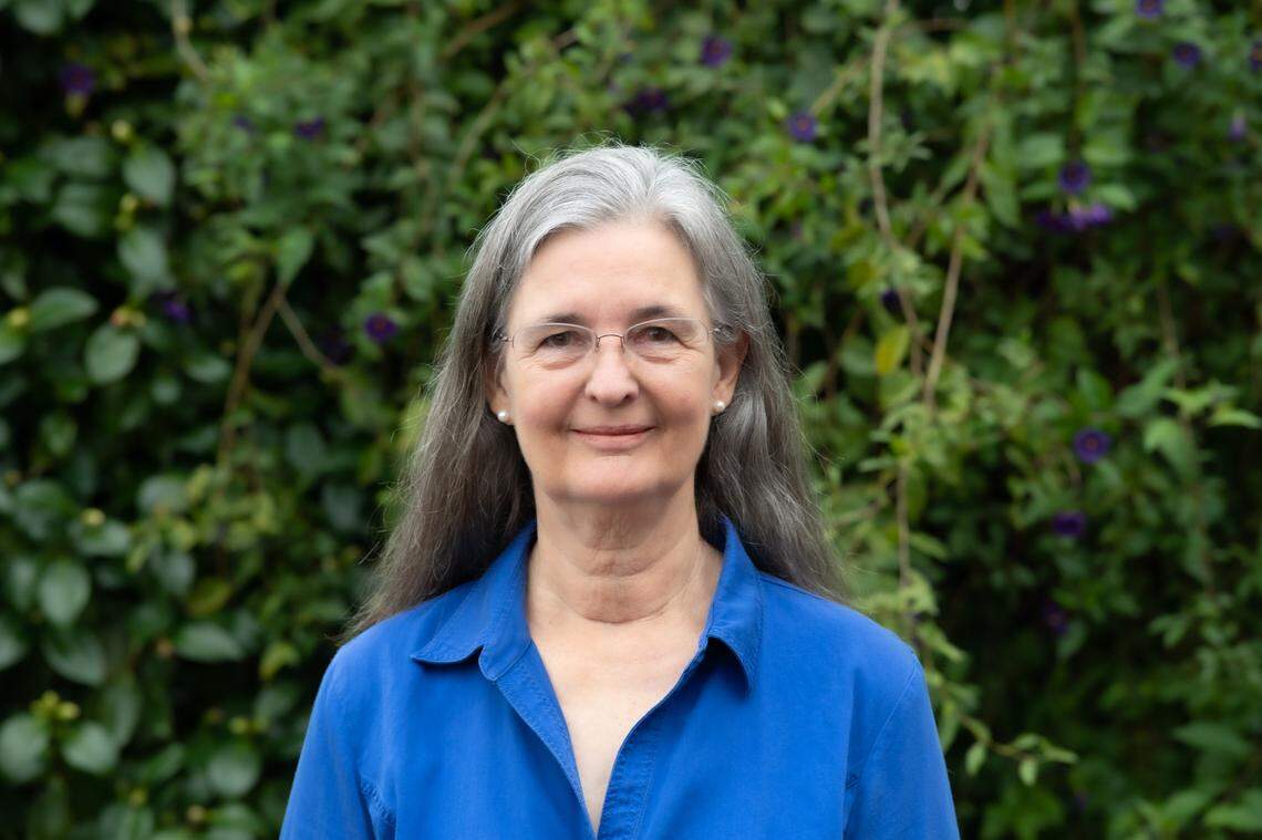 Rosanna Davis is the president of California of Licensed Midwives (CALM), the professional association for community based midwife with expertise in providing care in private homes and freestanding birth centers.