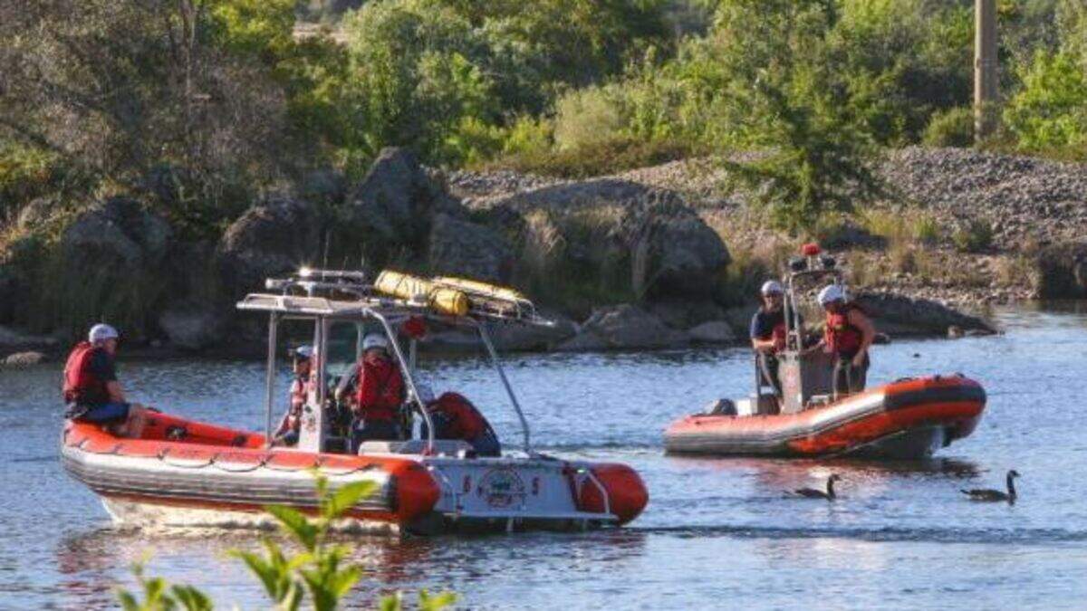 A 13-year-old girl was transported to the hospital with a head injury after a water rescue Monday evening on Lake Natoma, Folsom Fire Department officials said Tuesday.
