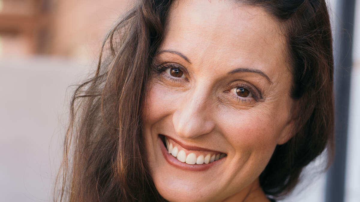 Rebekah Dawn, a self-described “director, choreographer, performer, and creator,” will direct a show in an upcoming 24-hour streaming marathon of theater.