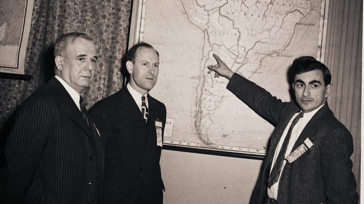 Pioneering farmworker labor activist Ernesto Galarza, far right, attends the Ohio CIO Conference in November 1942.