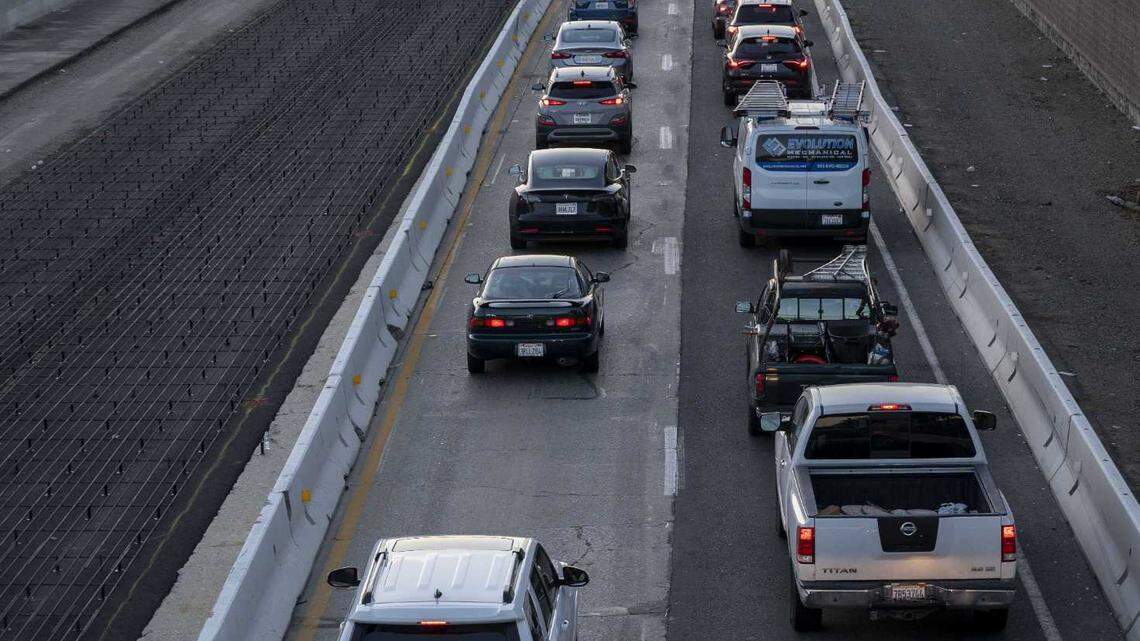Traffic on Highway 50 slows during construction in October 2023 near the Stockton Boulevard exit. Summer construction is affecting bus routes, county roads and freeways this week.