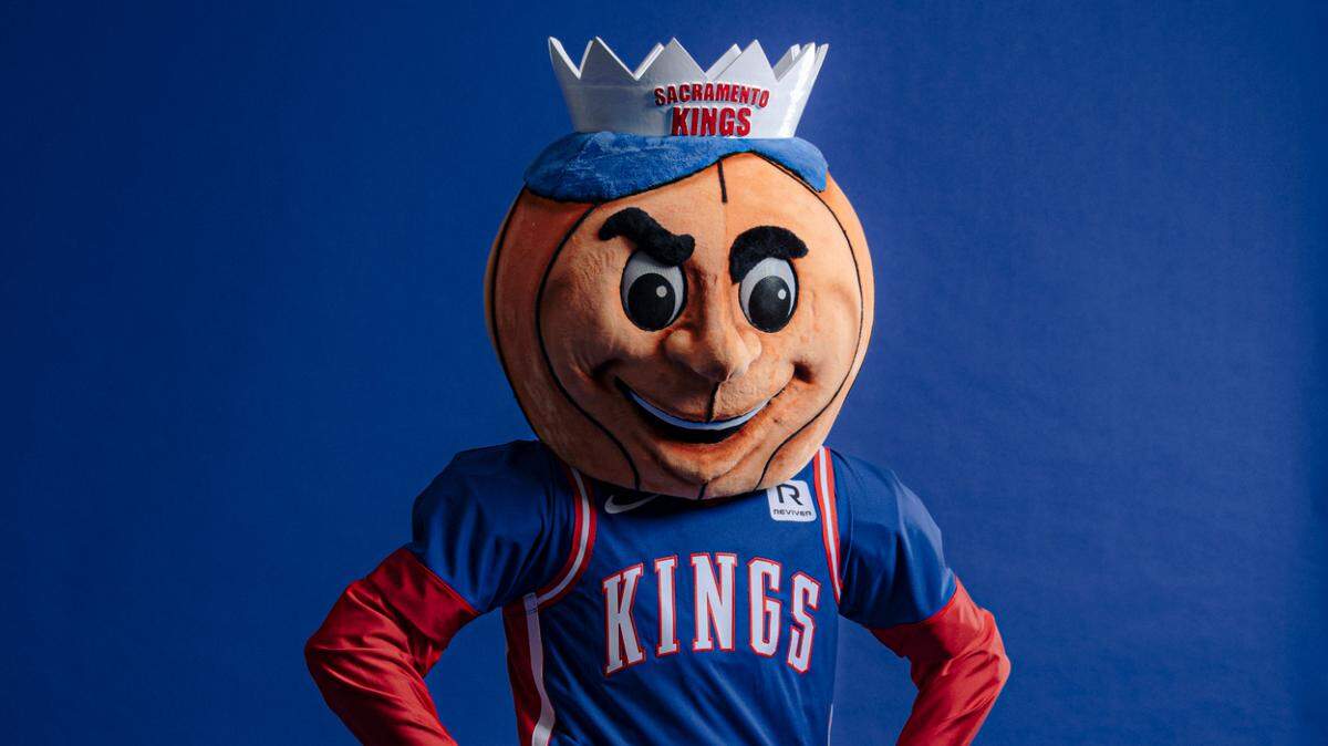 The Sacramento Kings on Nov. 14, 2024, unveiled their Nike “City Edition” retro uniforms designed to pay homage to their days as the Cincinnati Royals from 1957 to 1972, modeled here by new mascot Roy Al.